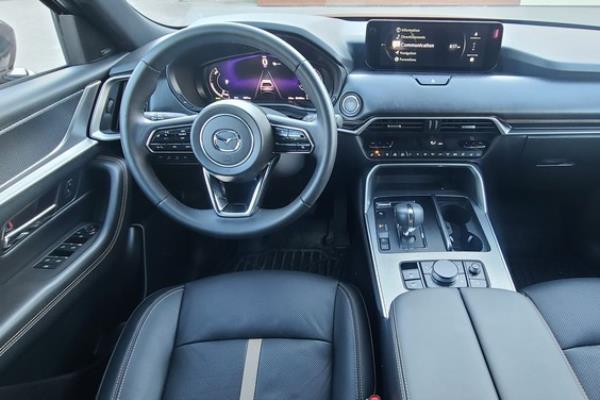 2025 Mazda CX-70 PHEV front interior