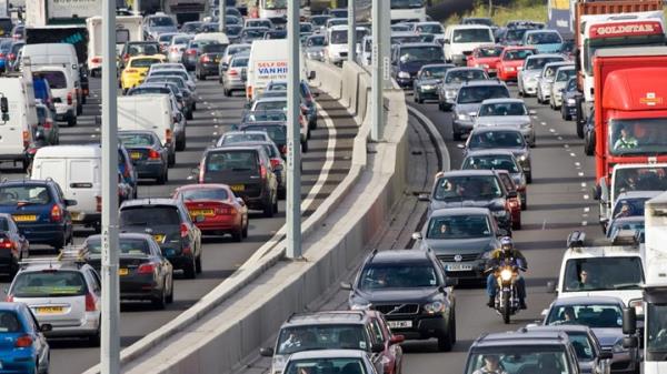 Co<em></em>ngested traffic on a UK motorway